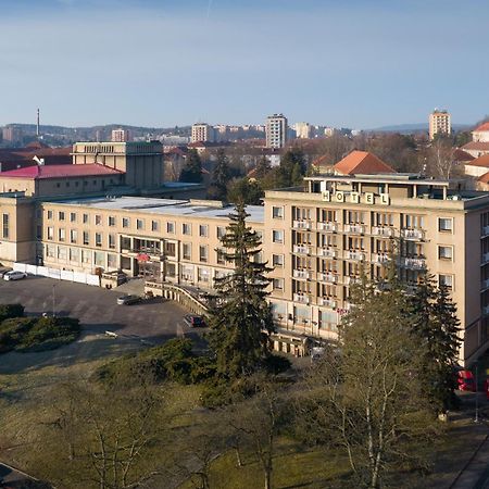 Hotel Belvedere Pribram Exterior photo